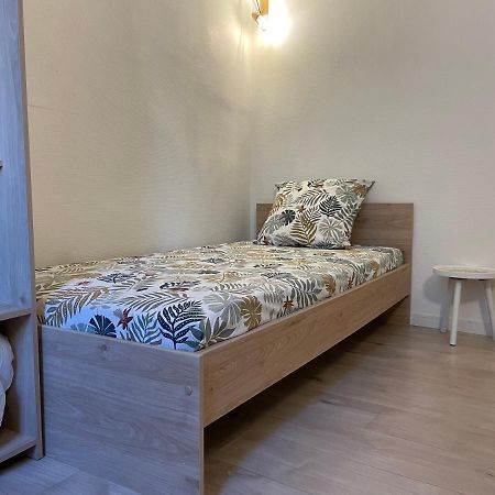 T2 Plein Centre Au 1Er Etage Avec Parking Prive Appartement Millau Buitenkant foto